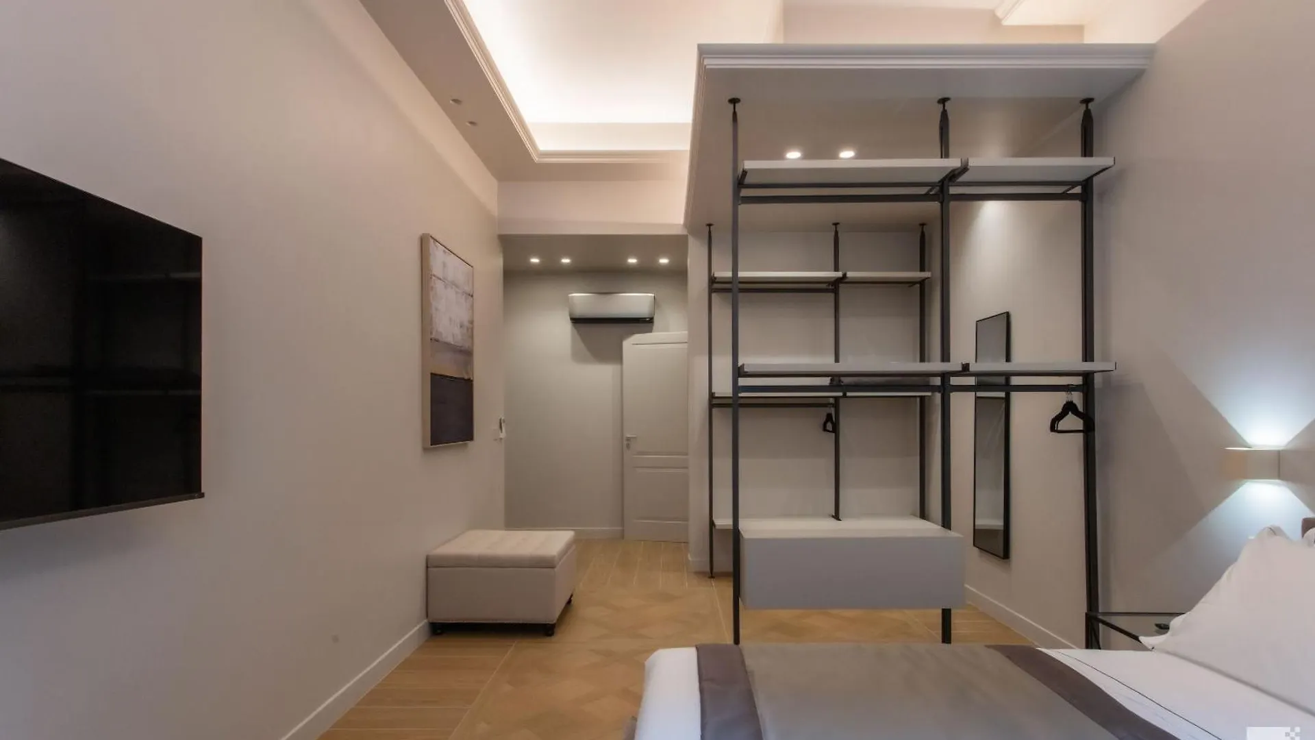 Cavour Suite Apartments Bologna