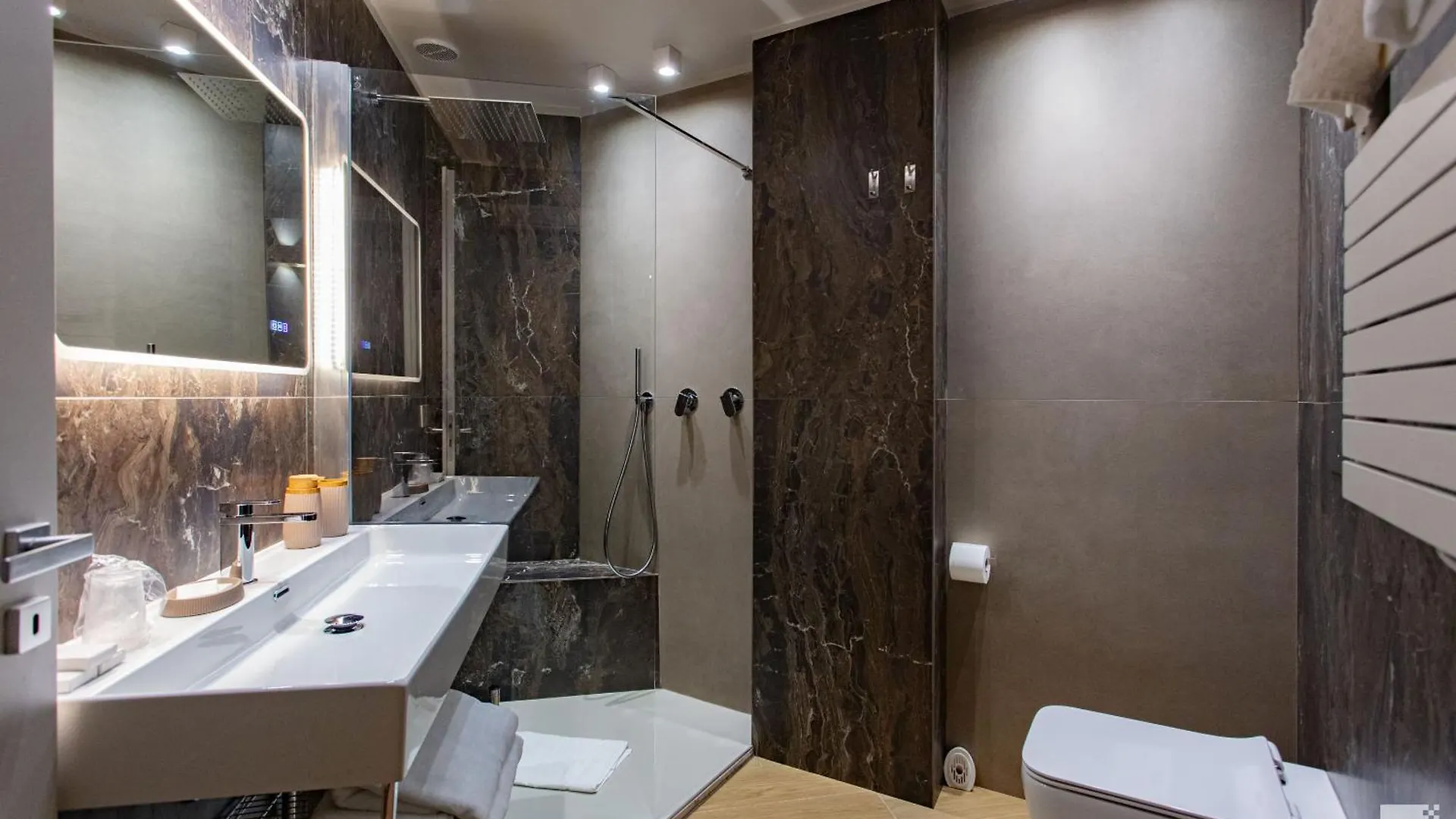 Cavour Suite Apartments Bologna