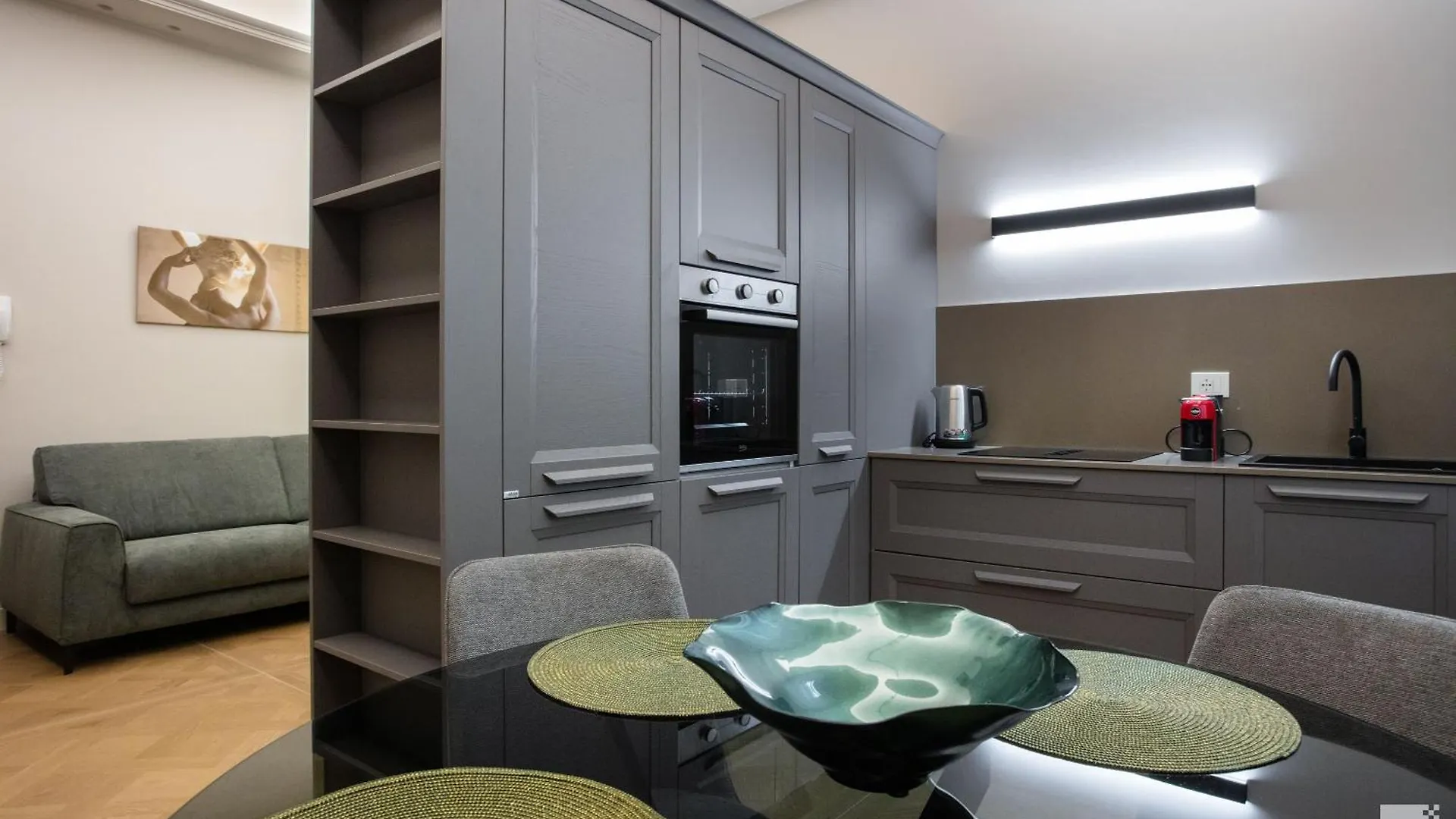 Cavour Suite Apartments Bologna 0*,  Italy